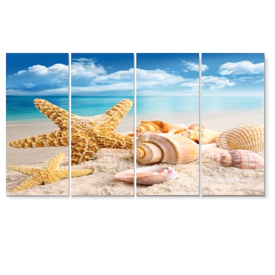 Designart - Starfish and Seashells on Beach